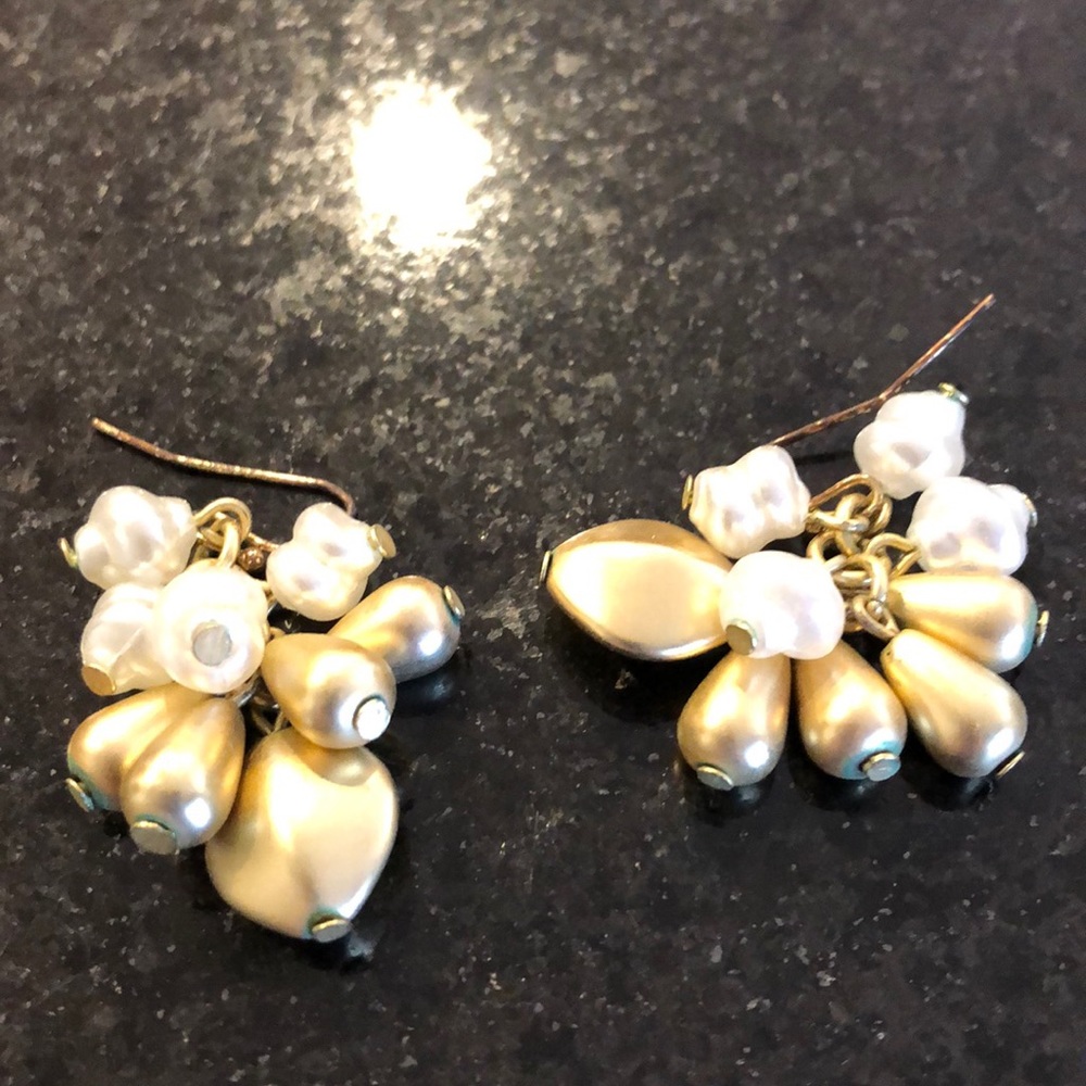 Lilly Pulitzer fresh water pearl earrings